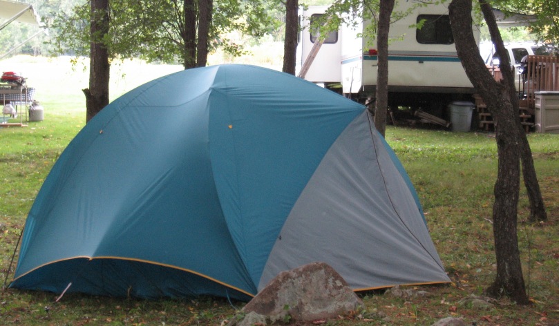 Rock Mountain tent campsite.